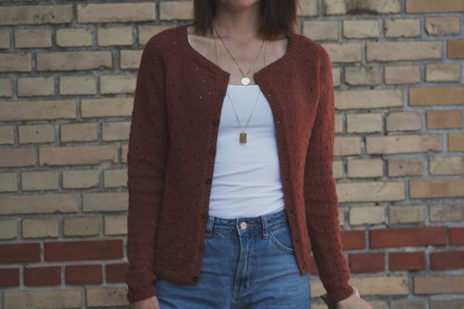 Hovedbilde Annas Cardigan