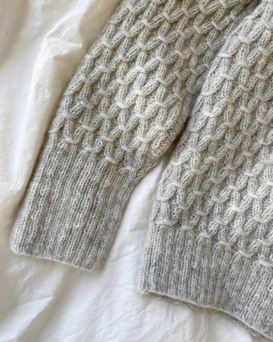 Hovedbilde Jenny Sweater (papirformat)