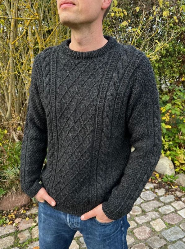 Moby Sweater Man (papir)