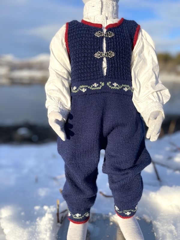 Festdrakt fra Lofoten - Sparkebukse