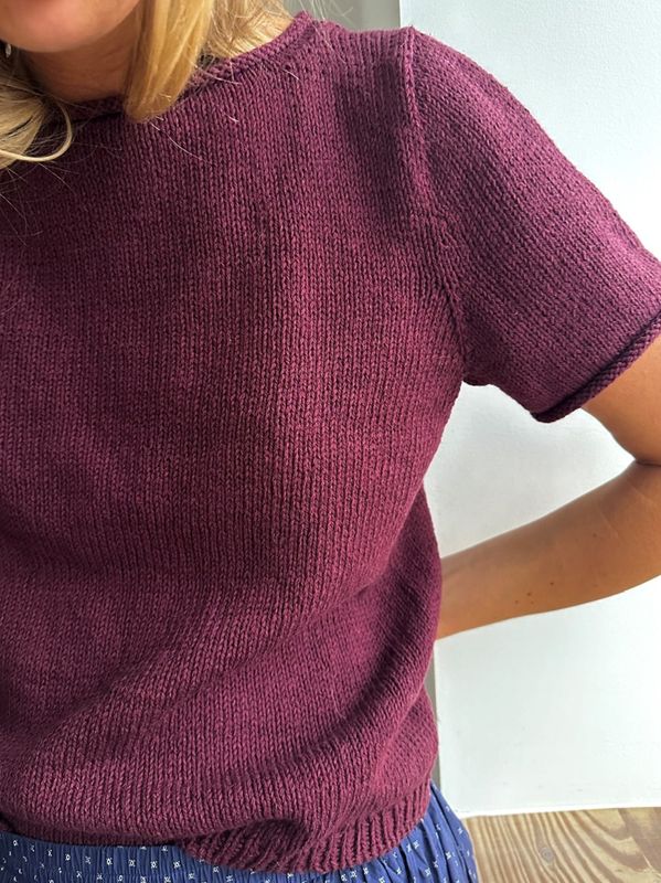 Vega Tee - Ovenfra