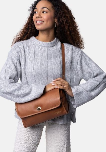 Hovedbilde Project 74 - Walnut