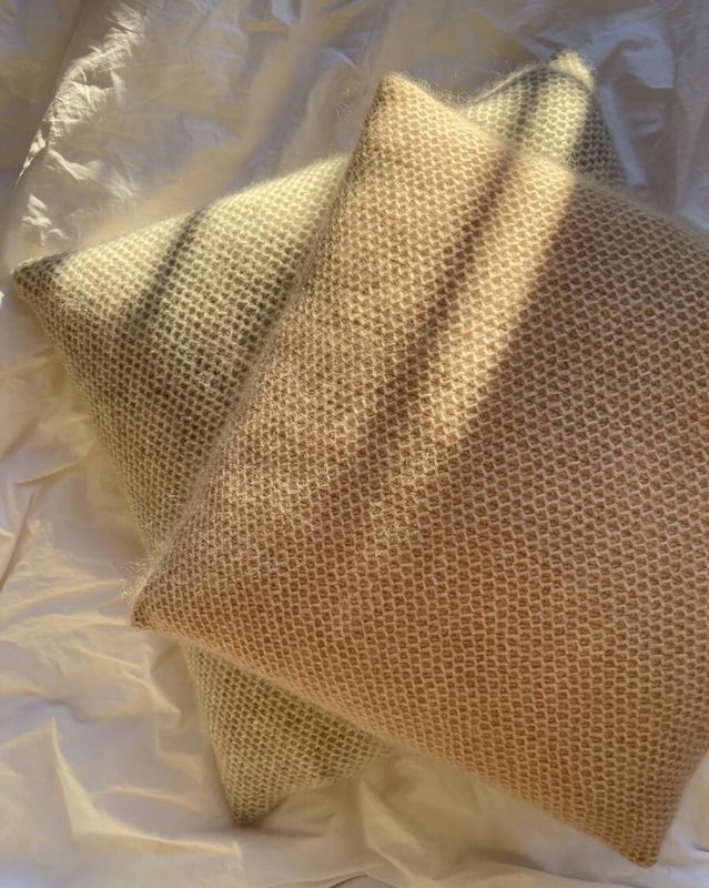 BAKSTYKKE TIL PUTE - 40 X 40 CM