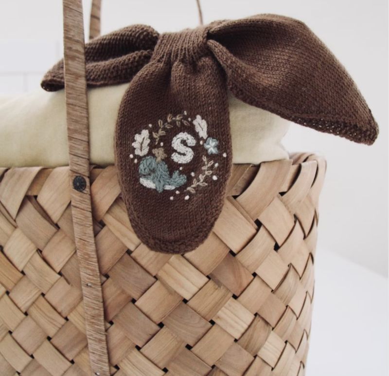 Smetteskjerf med monogram (oppskrift)