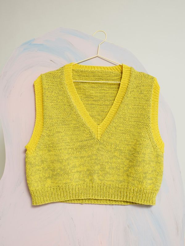 Dandelion vest
