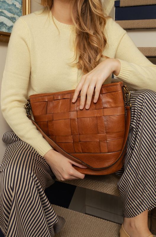 Noor Big - Walnut