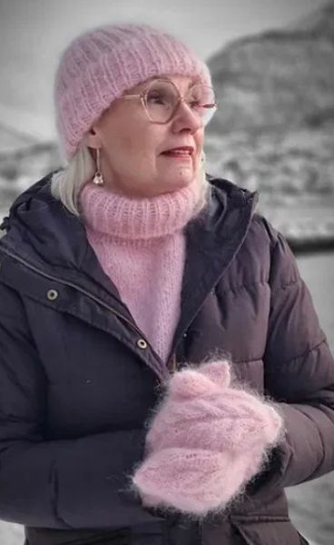 Hovedbilde Ellie Neck