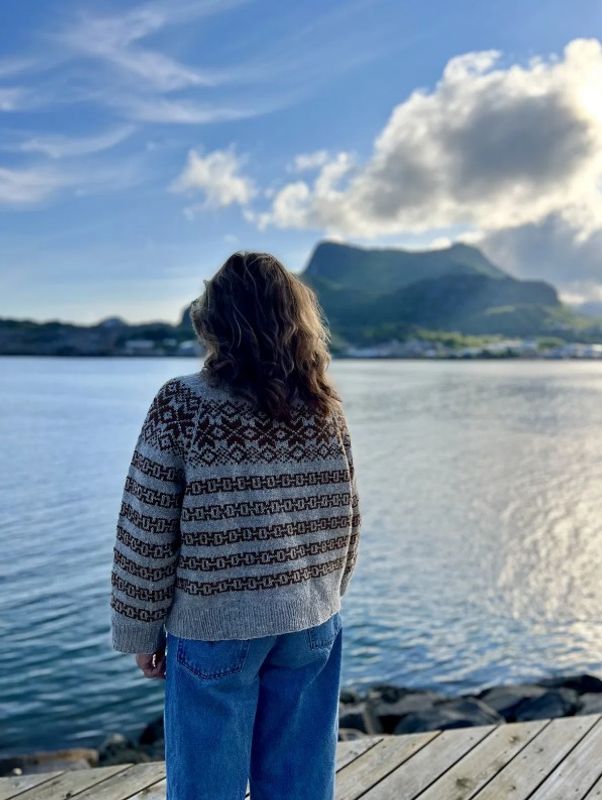 Selfjord Sweater - okerbrun