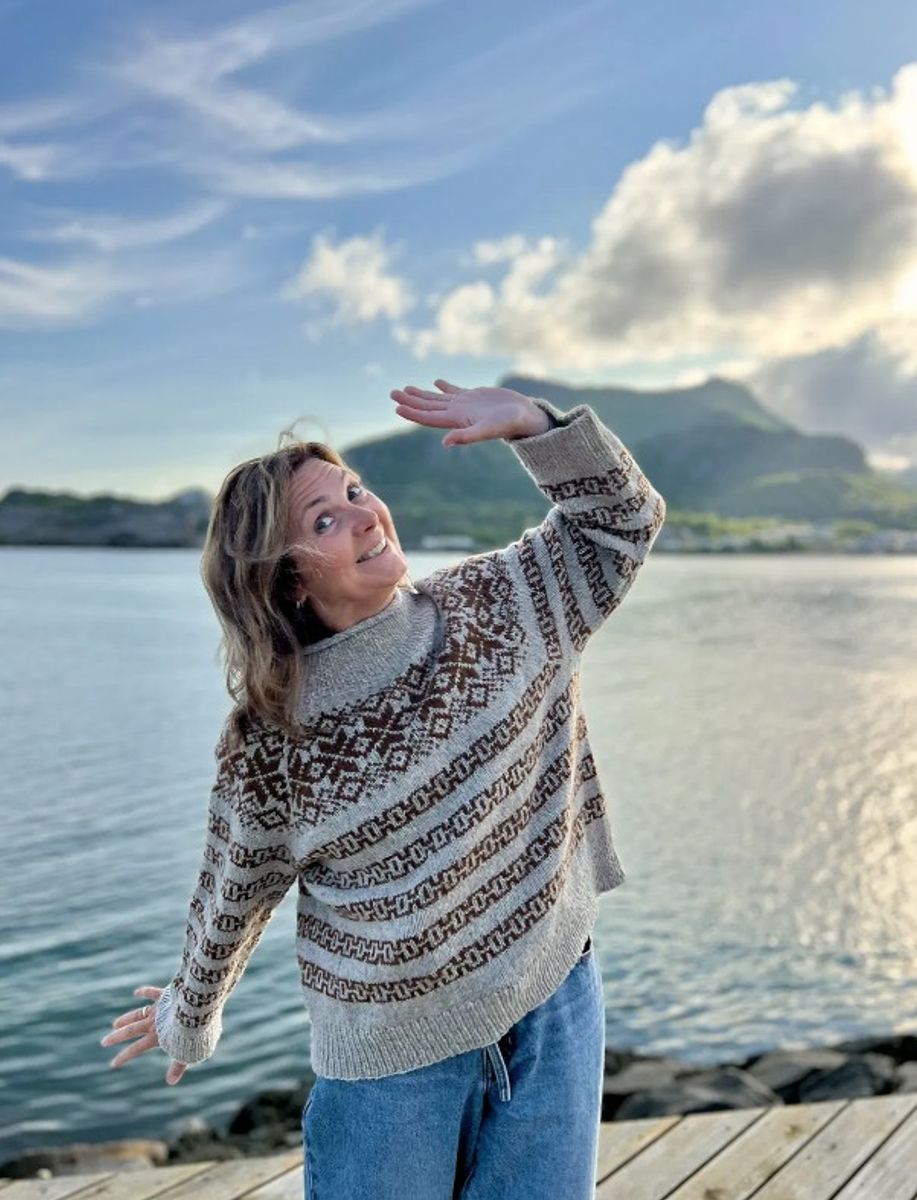 Selfjord Sweater - okerbrun