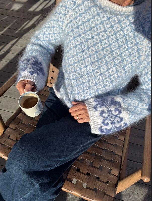 Fryd Sweater - hvit/blå